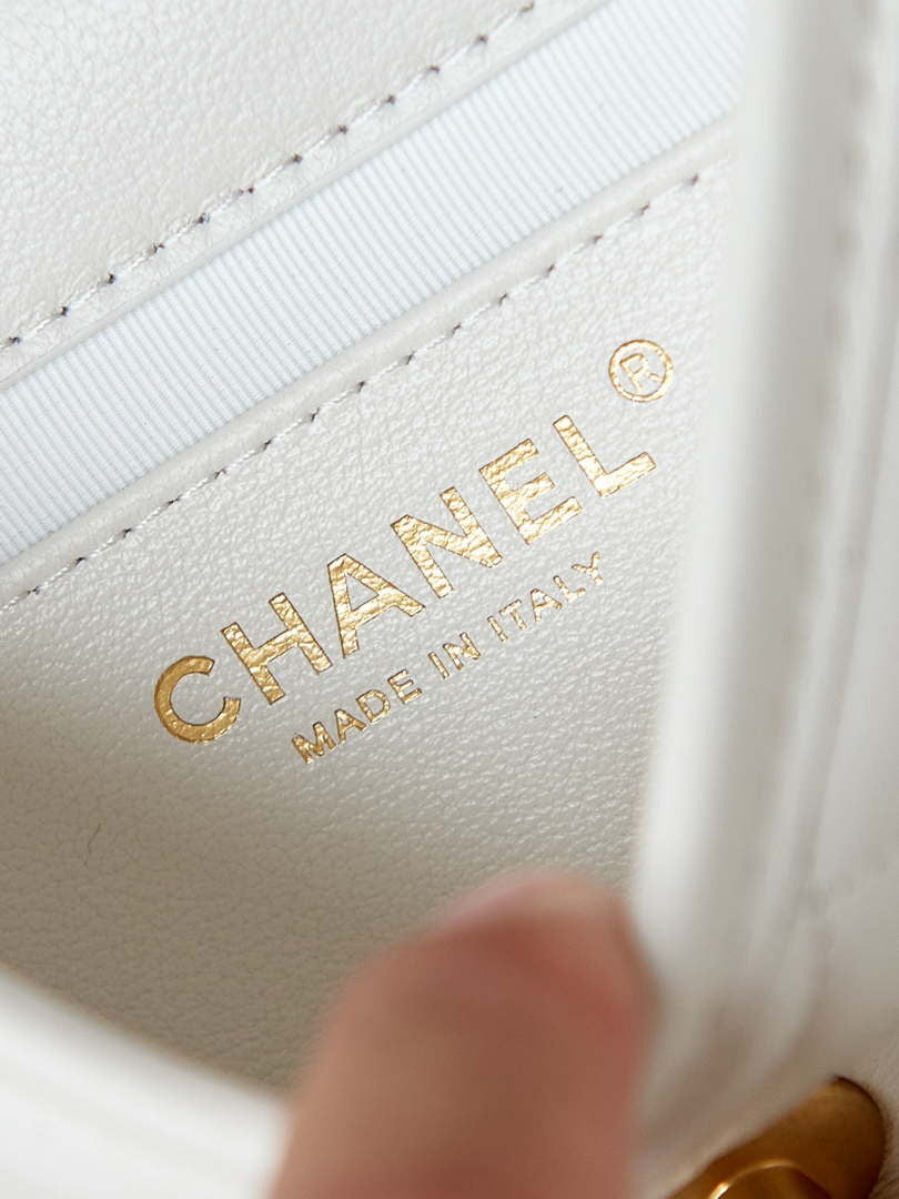 Chanel Messenger Bag Calfskin & Gold-Tone Metal AS4845 White Lambskin - Default Title - View 8