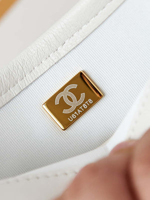 Chanel Messenger Bag Calfskin & Gold-Tone Metal AS4845 White Lambskin - Default Title - View 9