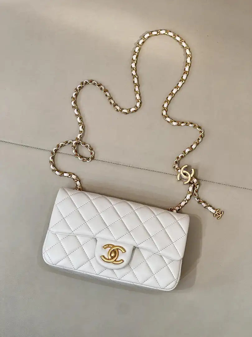 Chanel Mini Flap Shiny Lambskin & Gold-Tone Metal AS5759 White