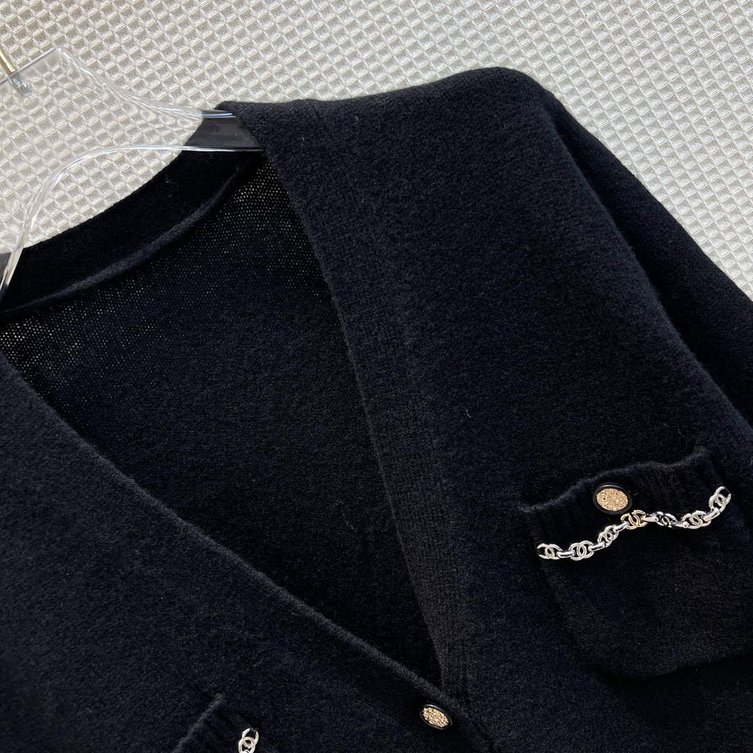 Chanel P73609 Women's Fashion Clothing Jacket C58700