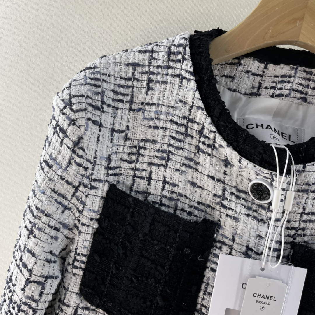 Chanel P73609 Women's Fashion Clothing Jacket C58711