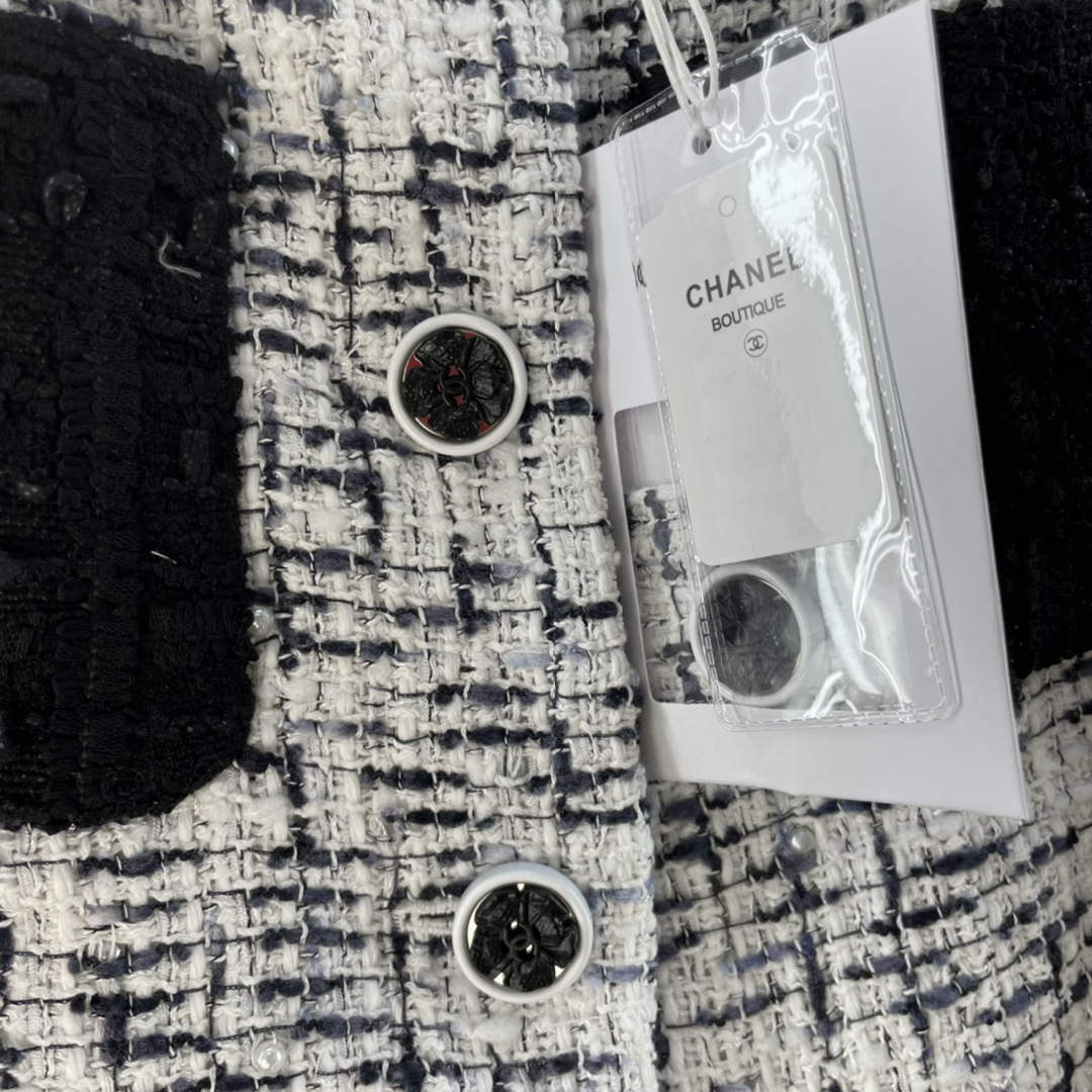 Chanel P73609 Women's Fashion Clothing Jacket C58711