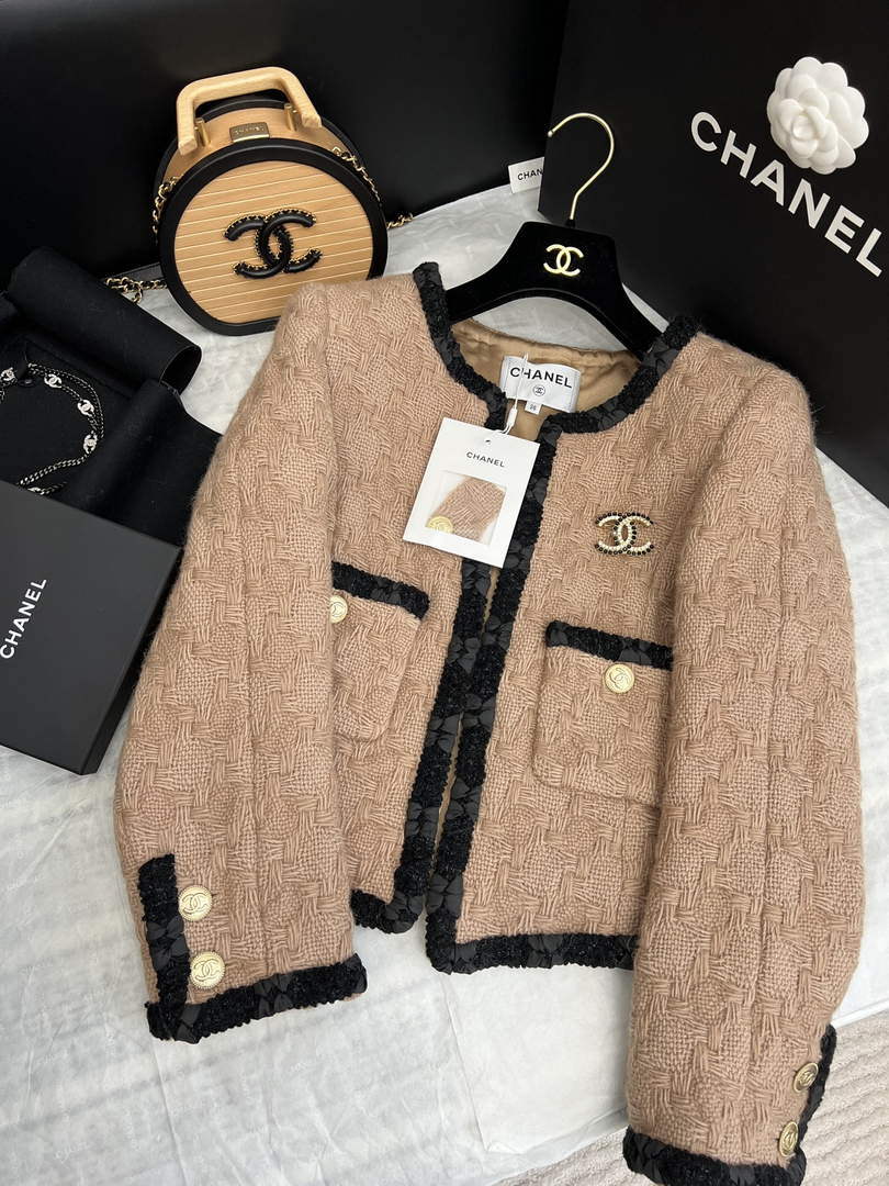 Chanel P73609 Women's Fashion Clothing Jacket C58712