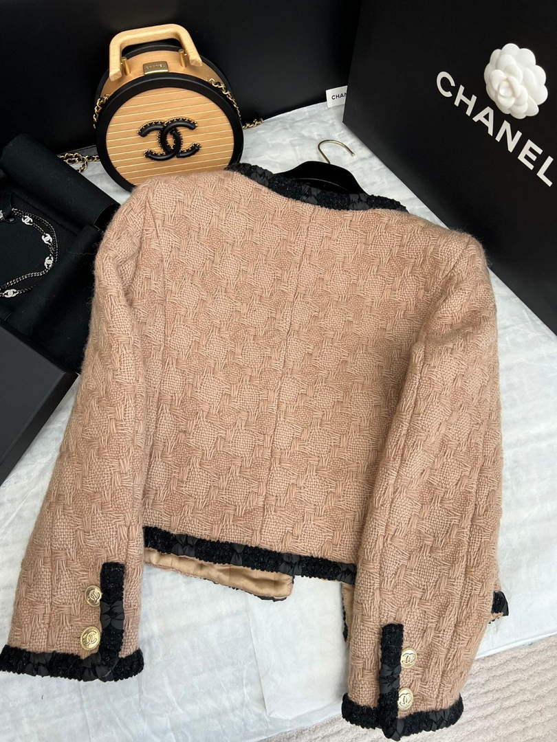 Chanel P73609 Women's Fashion Clothing Jacket C58712