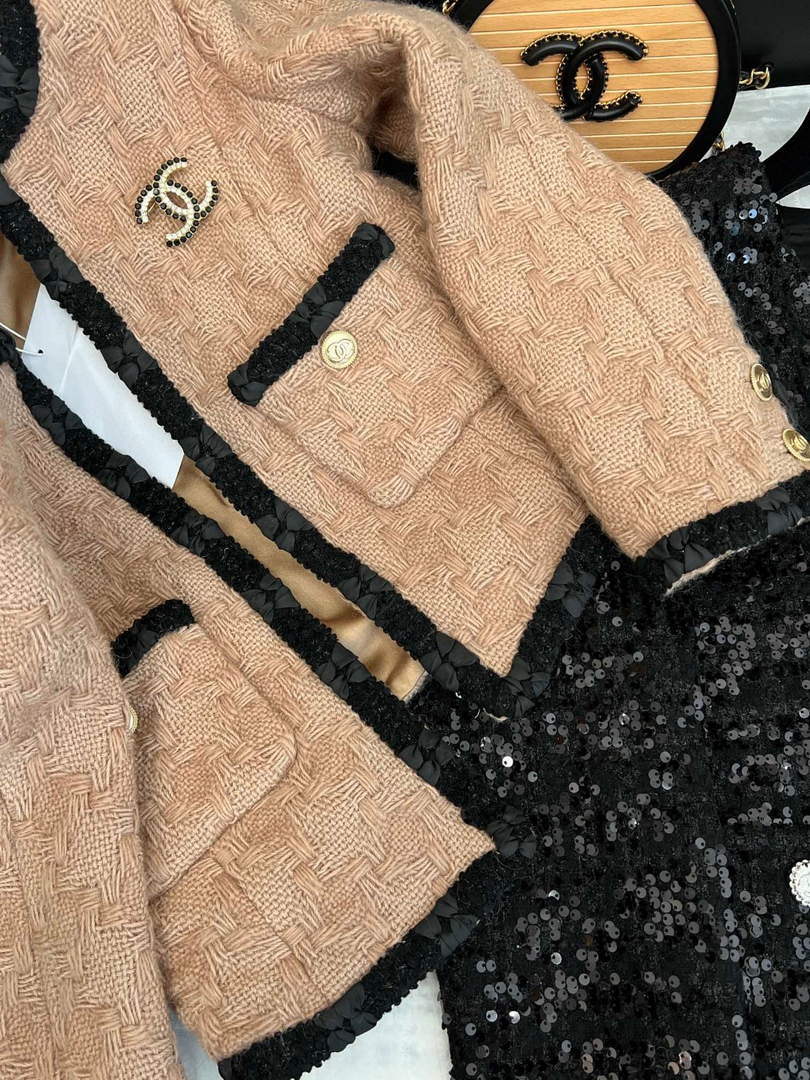 Chanel P73609 Women's Fashion Clothing Jacket C58712