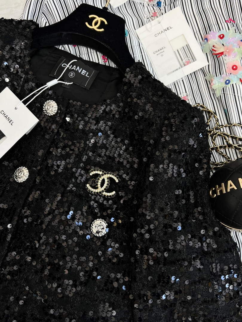 Chanel P73609 Women's Fashion Clothing Jacket C58713