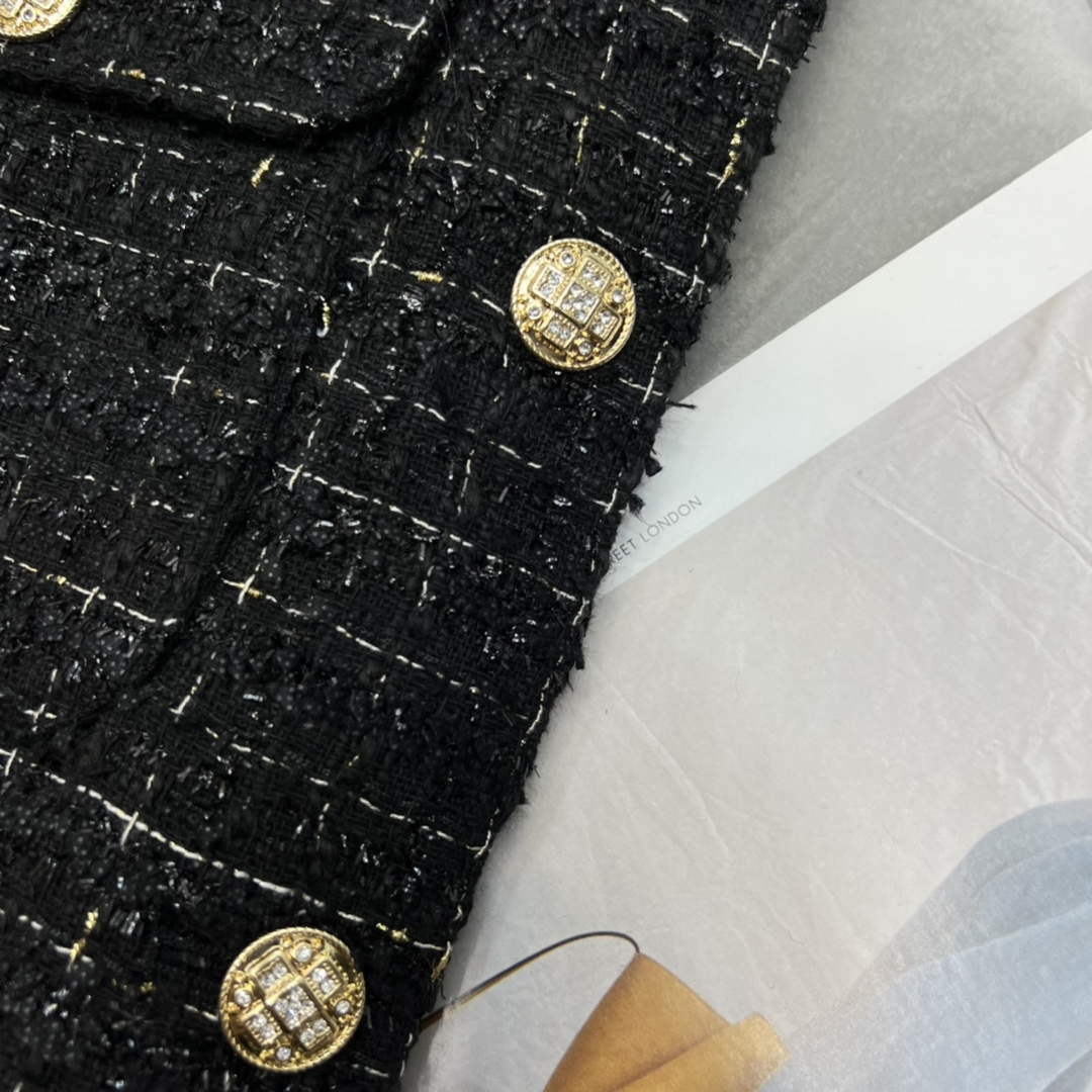 Chanel P73609 Women's Fashion Clothing Jacket C58714