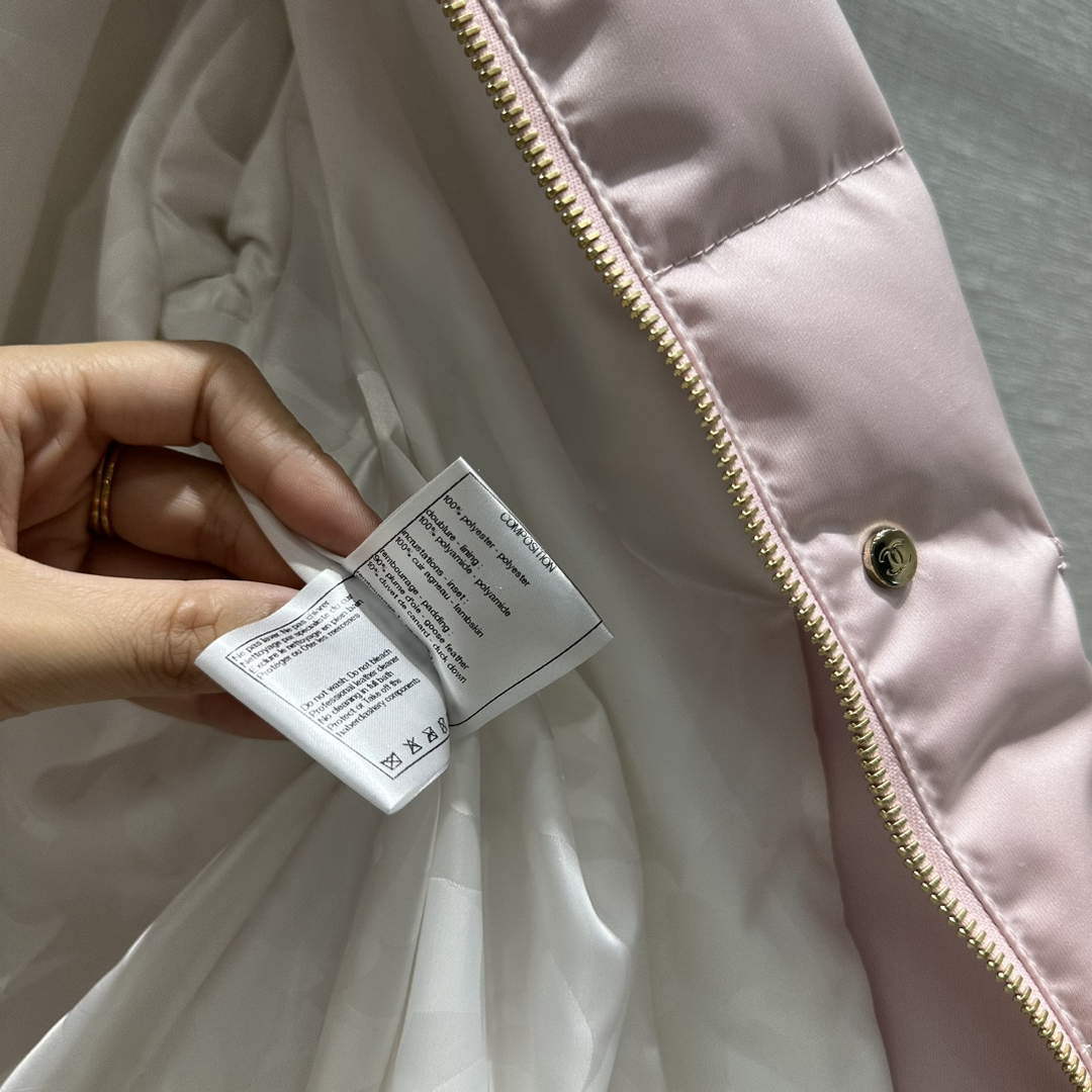 Chanel P73609 Women's Fashion Clothing Jacket C58718