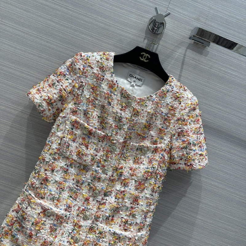 Chanel P73609 Women's Fashion Clothing Jacket C58720