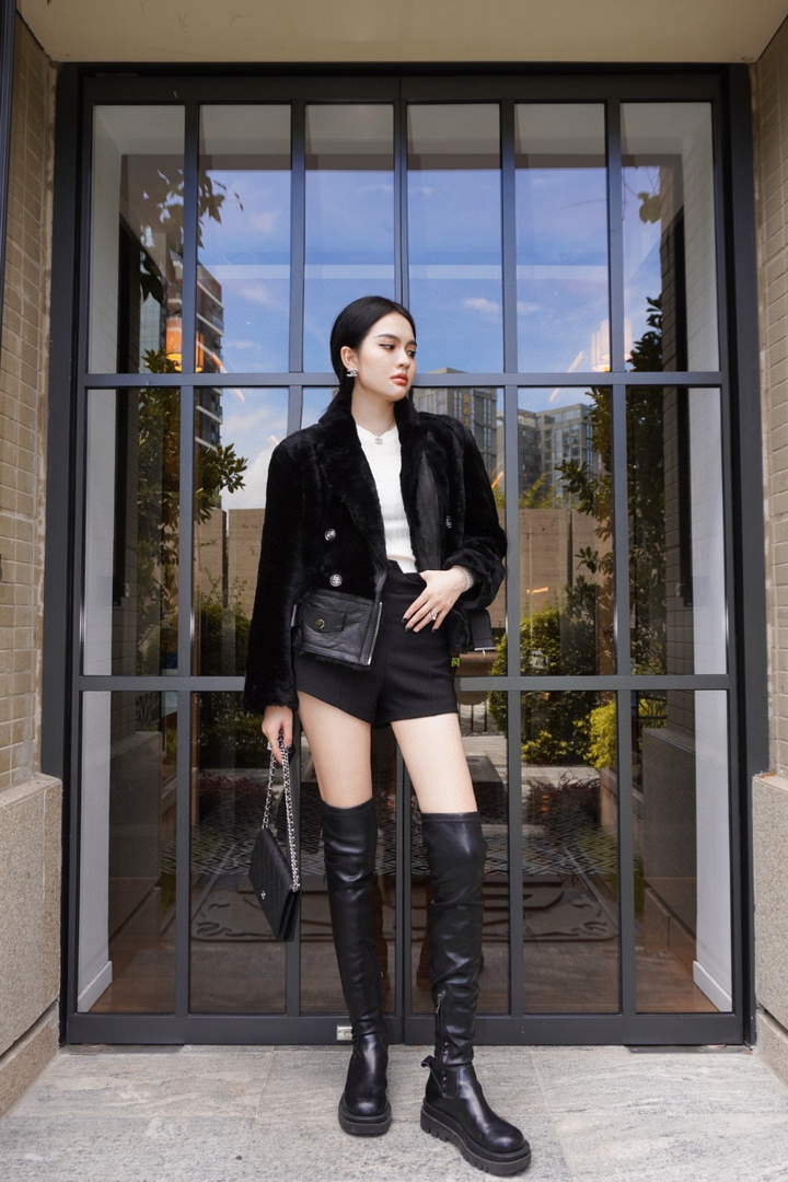 Chanel P73609 Women's Fashion Clothing Jacket C58722