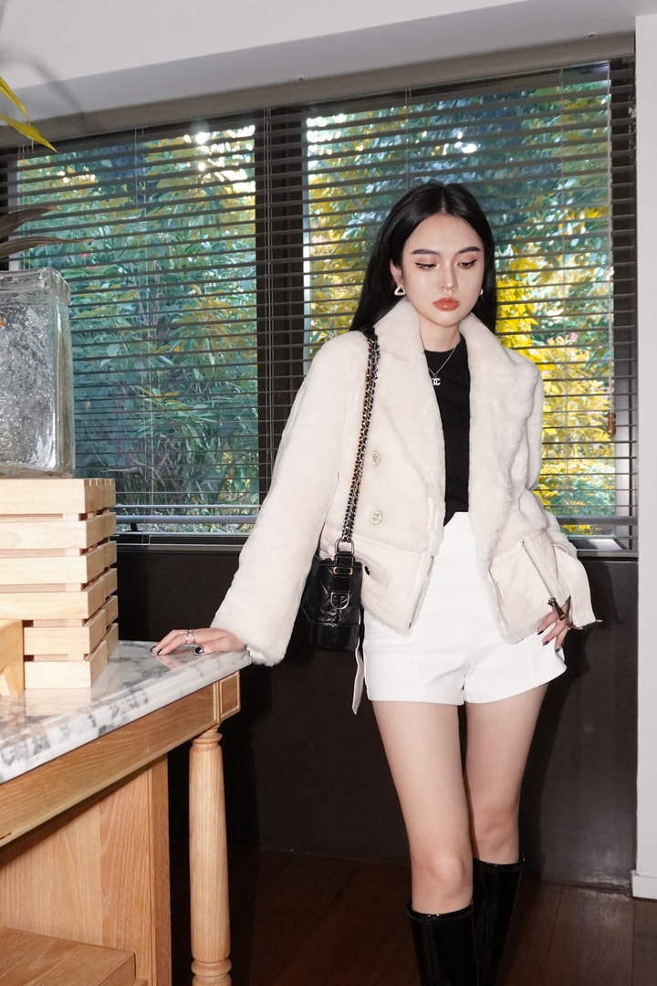 Chanel P73609 Women's Fashion Clothing Jacket C58723