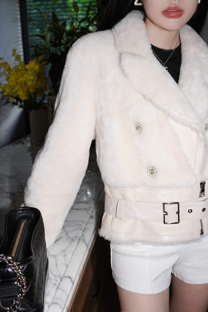 Chanel P73609 Women's Fashion Clothing Jacket C58723