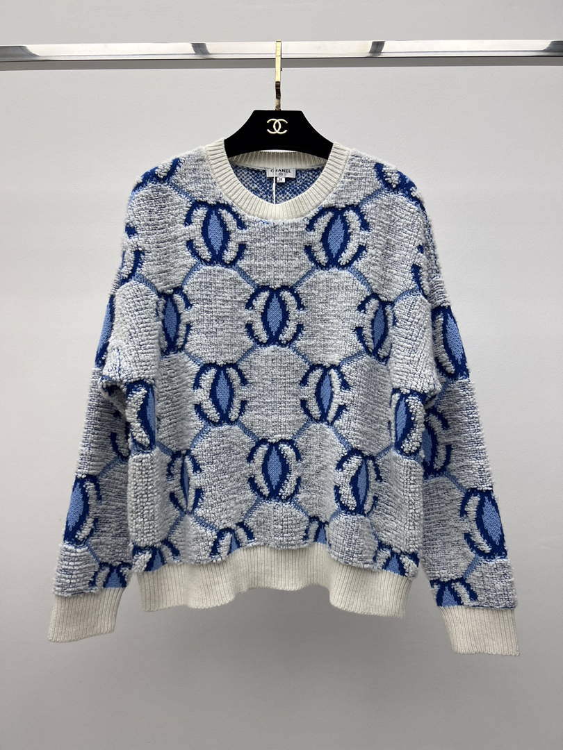 Chanel P73609 Women's Fashion Clothing Sweater C58712