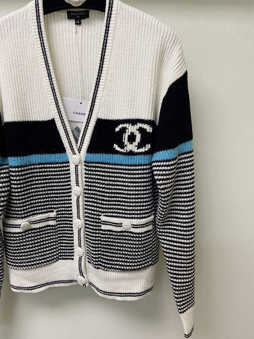 Chanel P73609 Women's Fashion Clothing Sweater C58713
