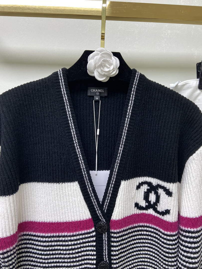 Chanel P73609 Women's Fashion Clothing Sweater C58714