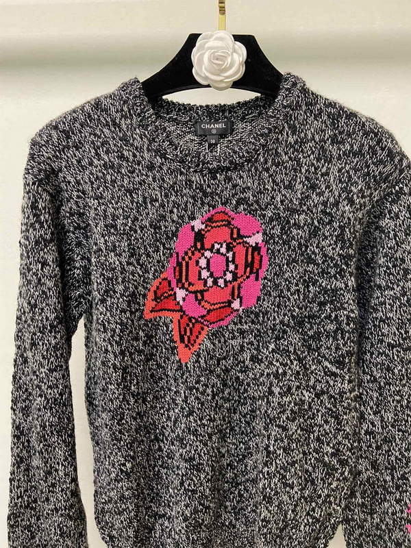 Chanel P73609 Women's Fashion Clothing Sweater C58715