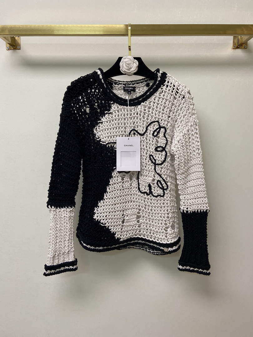 Chanel P73609 Women's Fashion Clothing Sweater C58716