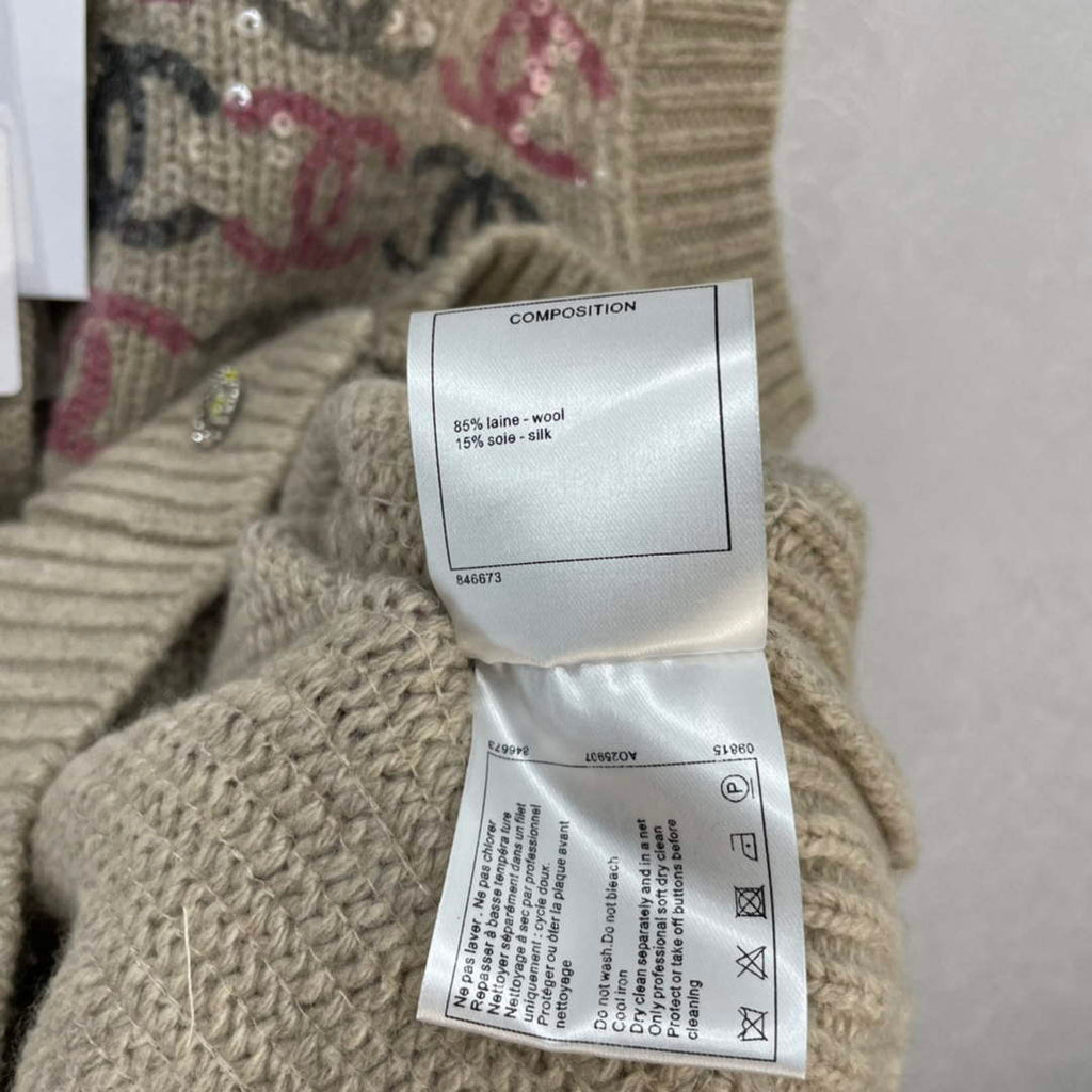Chanel P73877 Women's Fashion Clothing Sweater C58717