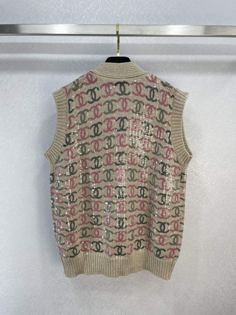 Chanel P73877 Women's Fashion Clothing Sweater C58717