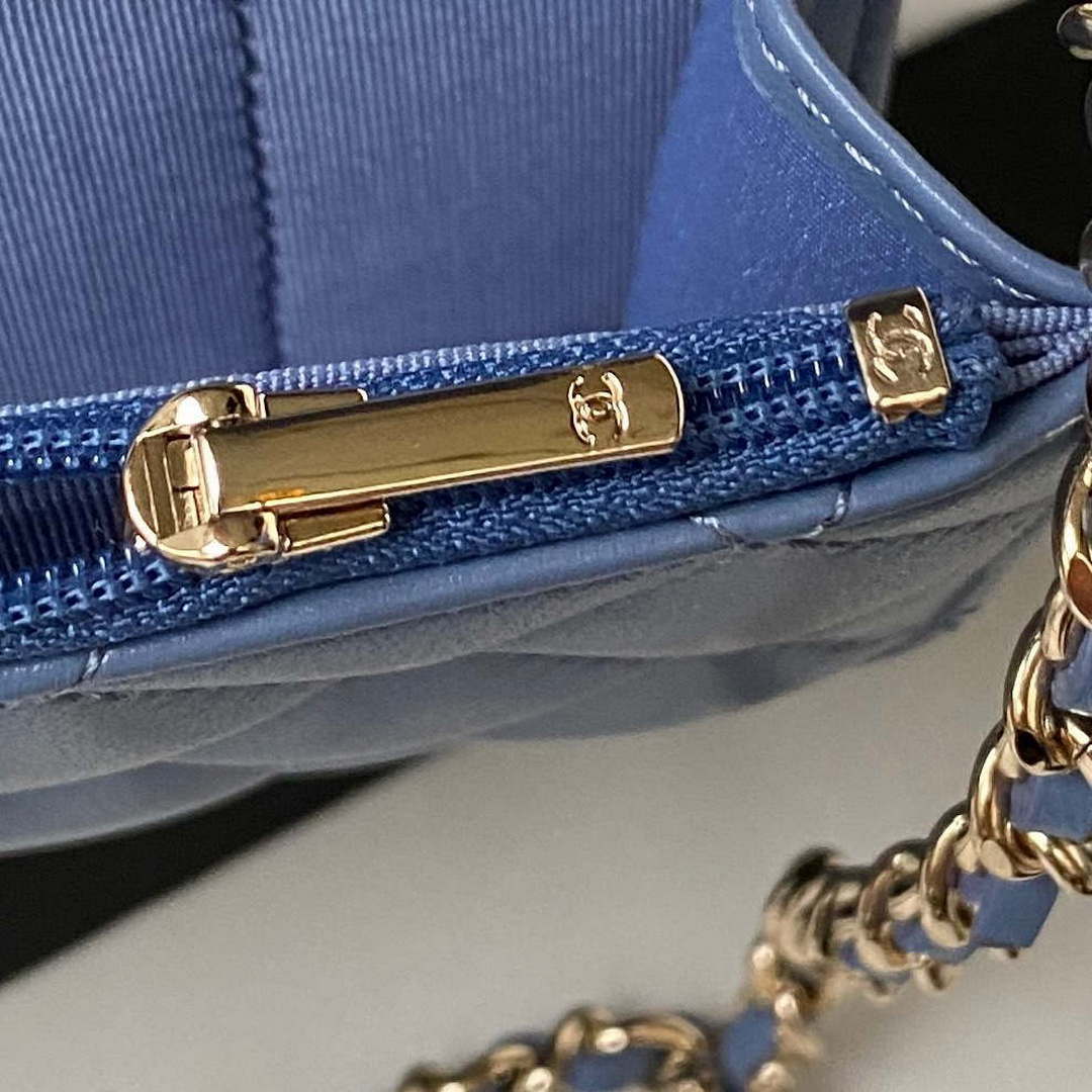 Chanel Phone Holder with Chain CC Lambskin & Gold-Tone Metal AP3226 Blue