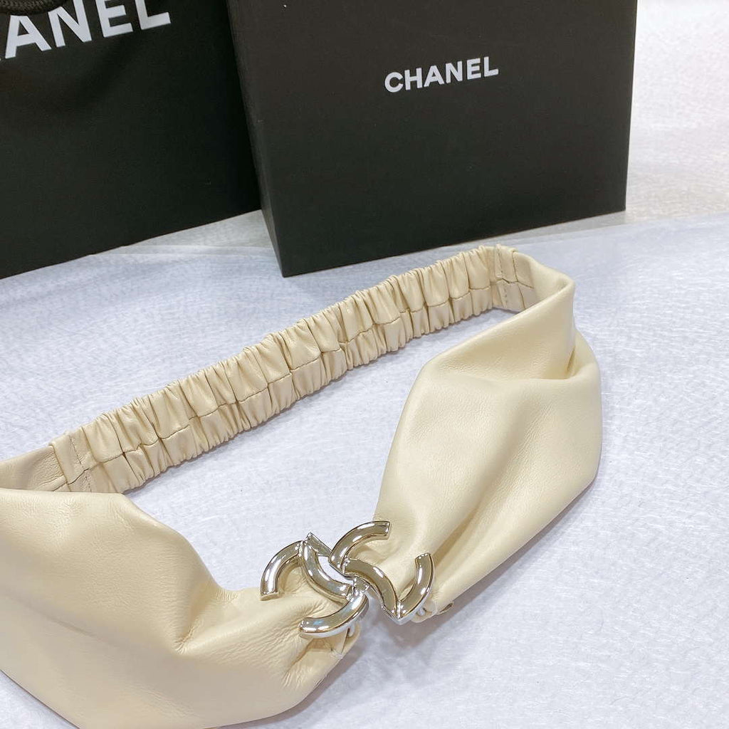 Chanel polished CC brass buckle Sheepskin elastic belt AA0939