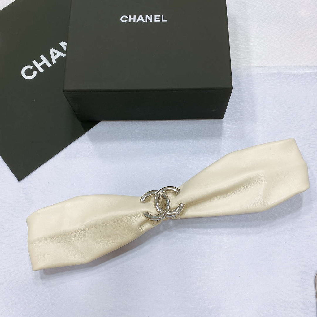 Chanel polished CC brass buckle Sheepskin elastic belt AA0939