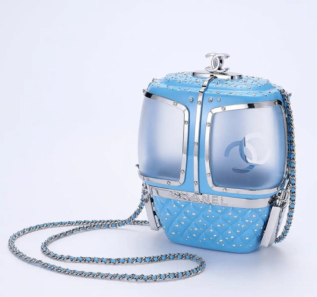 Chanel Resort 2019 Ski Gondola Turquoise Runway Swarovski Minaudi¨¨re Bag AS1200