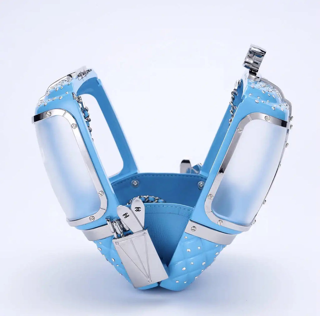 Chanel Resort 2019 Ski Gondola Turquoise Runway Swarovski Minaudi¨¨re Bag AS1200
