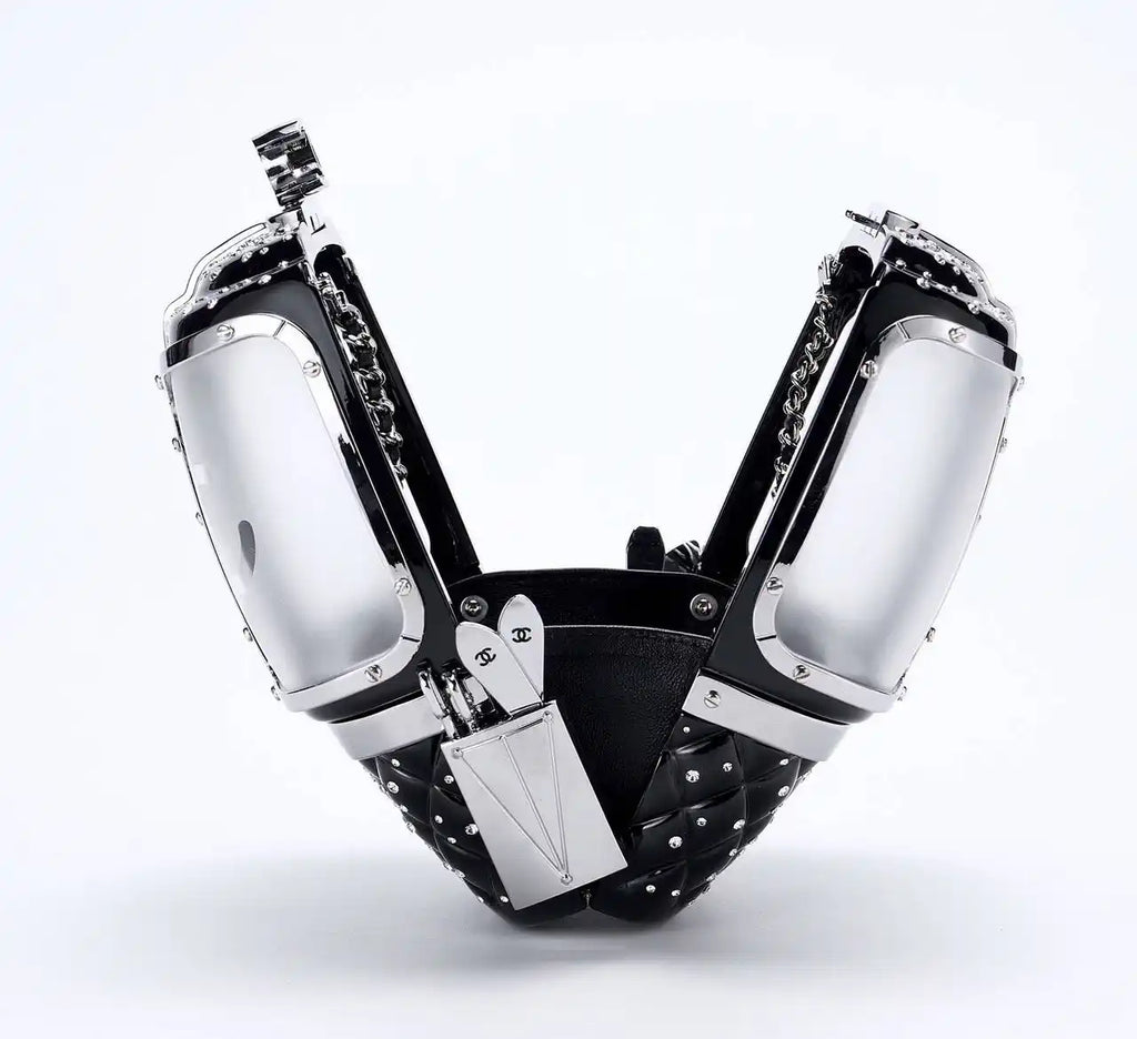 Chanel Resort 2019 Ski Gondola Turquoise Runway Swarovski Minaudi¨¨re Bag AS1200 Black