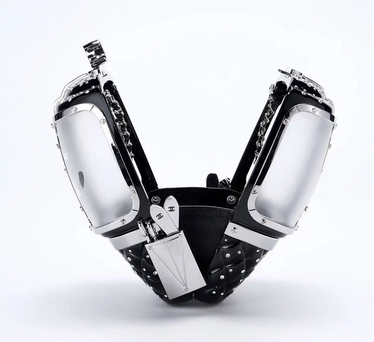 Chanel Resort 2019 Ski Gondola Turquoise Runway Swarovski Minaudi¨¨re Bag AS1200 Black