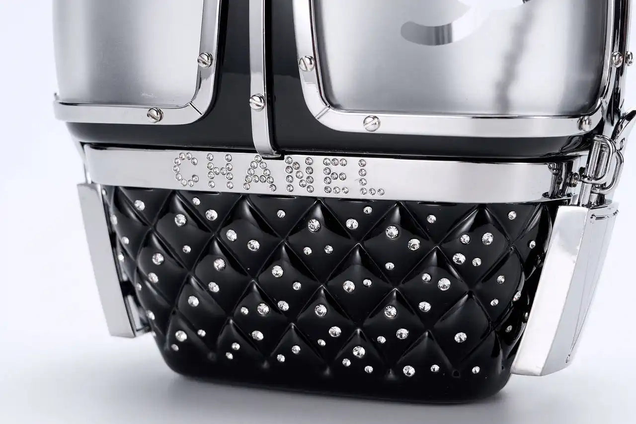 Chanel Resort 2019 Ski Gondola Turquoise Runway Swarovski Minaudi¨¨re Bag AS1200 Black
