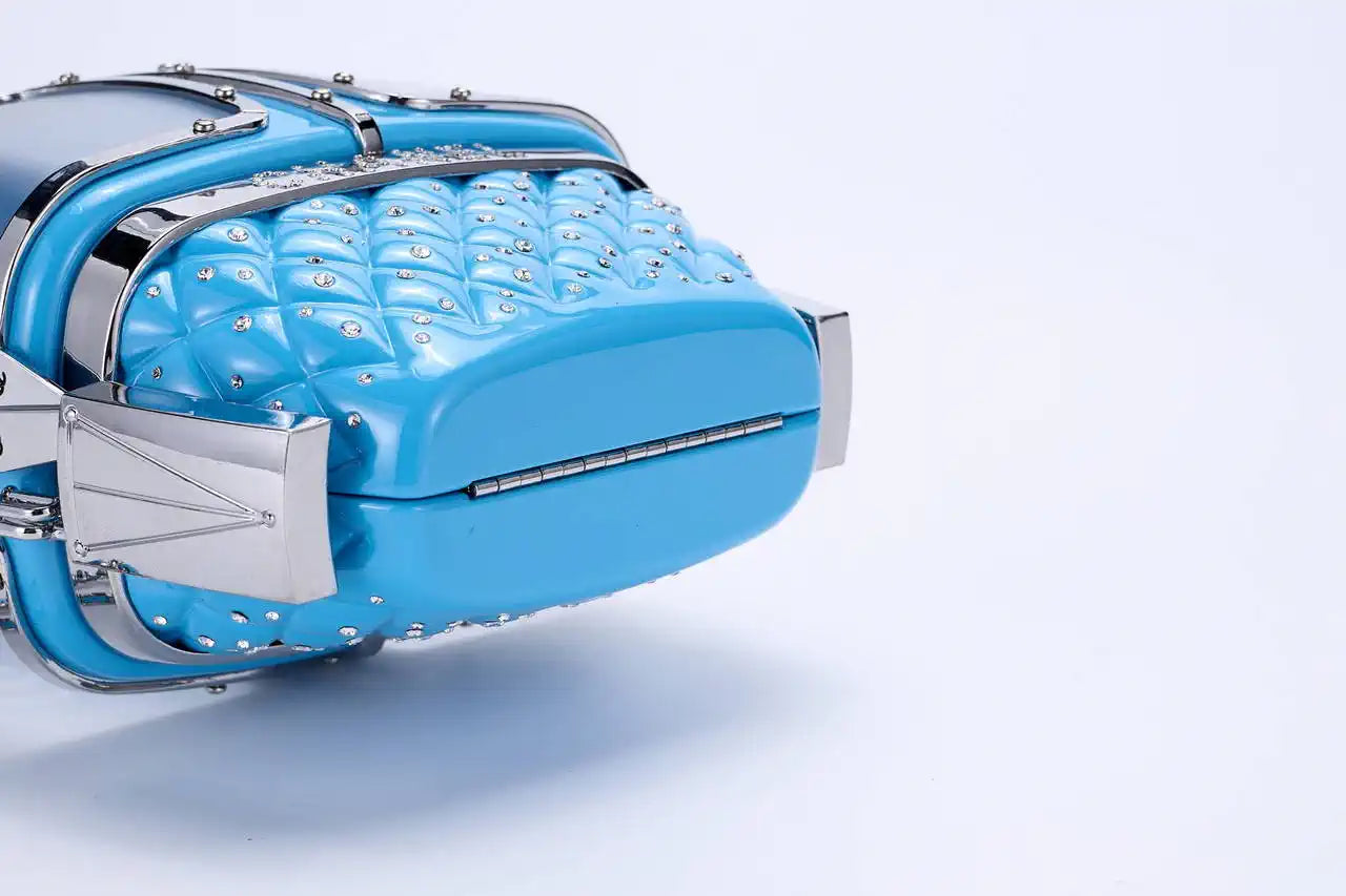 Chanel Resort 2019 Ski Gondola Turquoise Runway Swarovski Minaudi¨¨re Bag AS1200