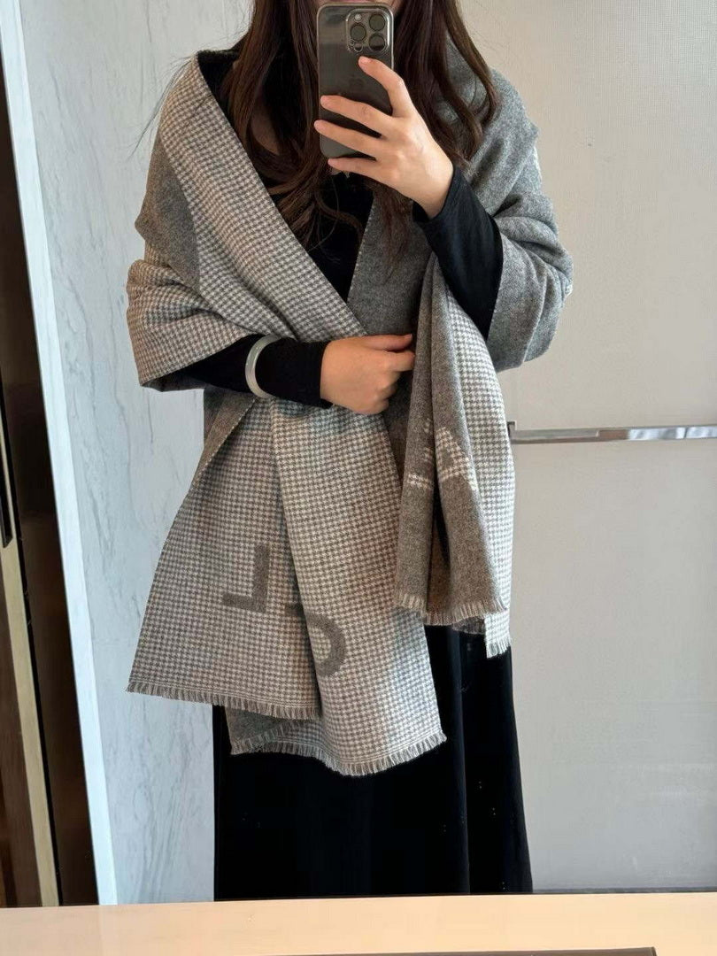 Chanel Scarves Fashion Scarf C81492