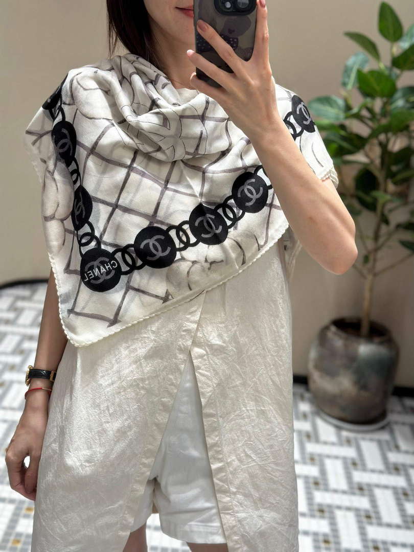 Chanel Scarves Fashion Scarf CC46236