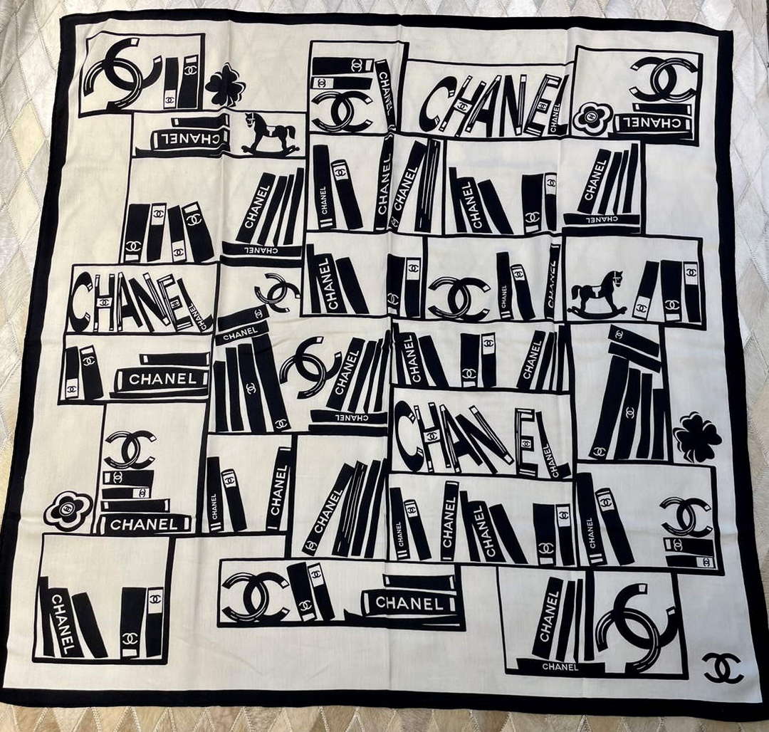 Chanel Scarves Fashion Scarf CC46237