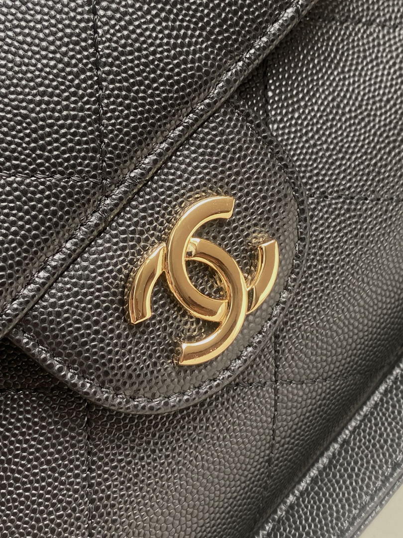 Chanel Shopping Bag Grained Calfskin & Gold-Tone Metal  AS6024 Black