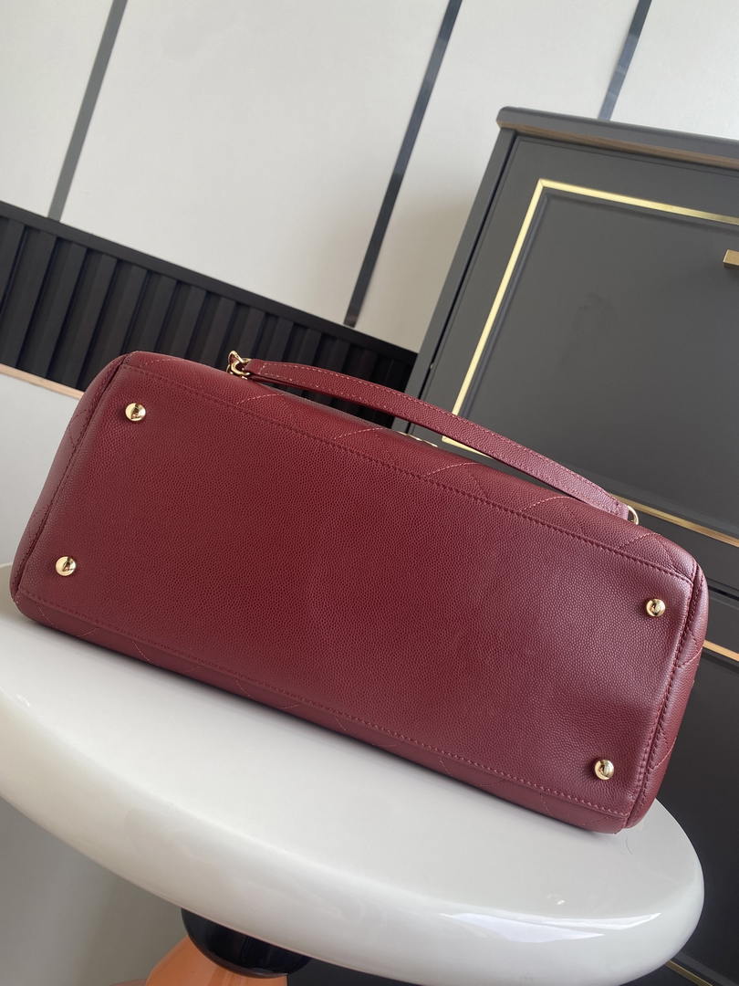 Chanel Shopping Bag Grained Calfskin & Gold-Tone Metal  AS6024 Red