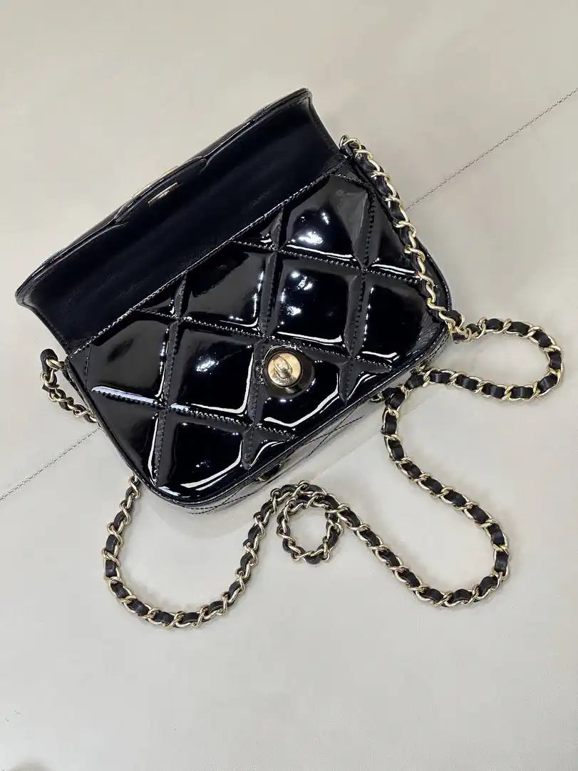 Chanel Small Clutch with Chain High-Shine Calfskin & Gold Metal  Light Gold AP4892 Black