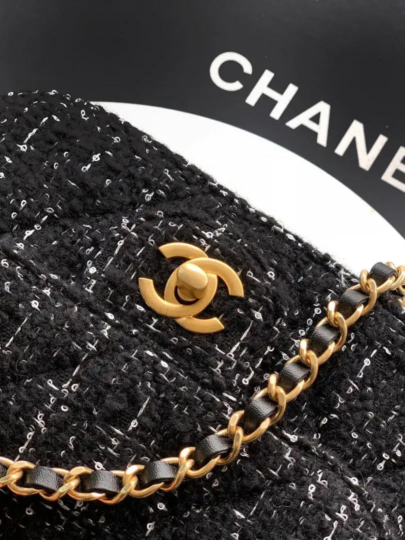 Chanel Small Clutch with Chain Tweed & Gold Metal AP4892 Black
