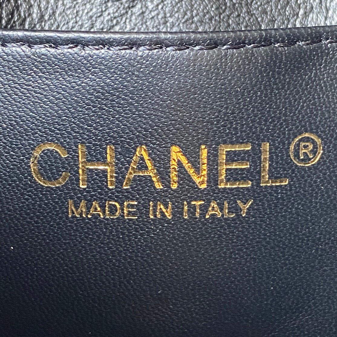 Chanel Small Hobo Bag Grained Calfskin Gold AS3223 Black - Default Title - View 8