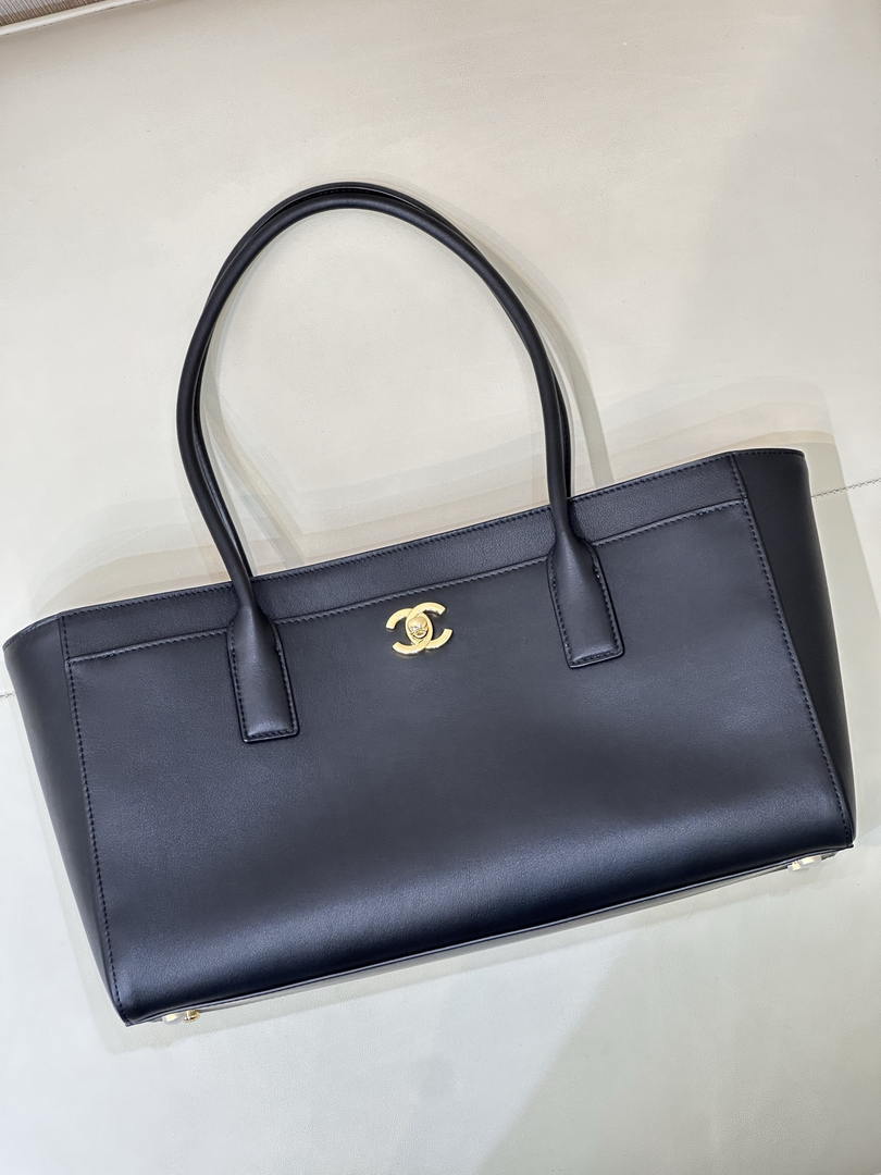 Chanel Small Shopping Bag Calfskin & Gold-Tone Metal AS6243 Black