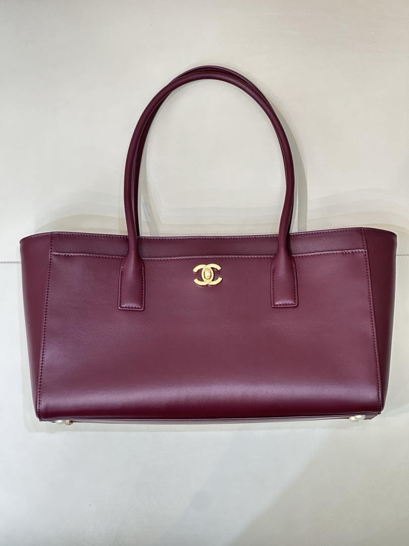 Chanel Small Shopping Bag  Calfskin & Gold-Tone Metal AS6243  Dark Burgundy - Default Title - View 1
