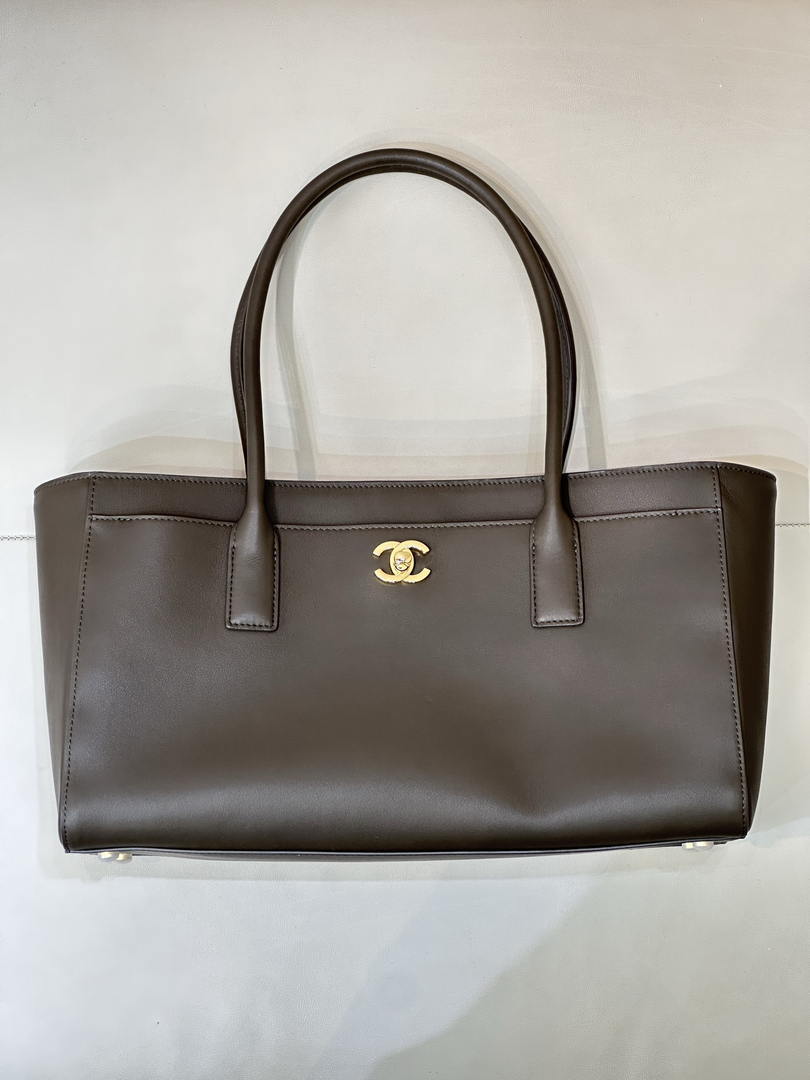 Chanel Small Shopping Bag  Calfskin & Gold-Tone Metal AS6243  Dark Green