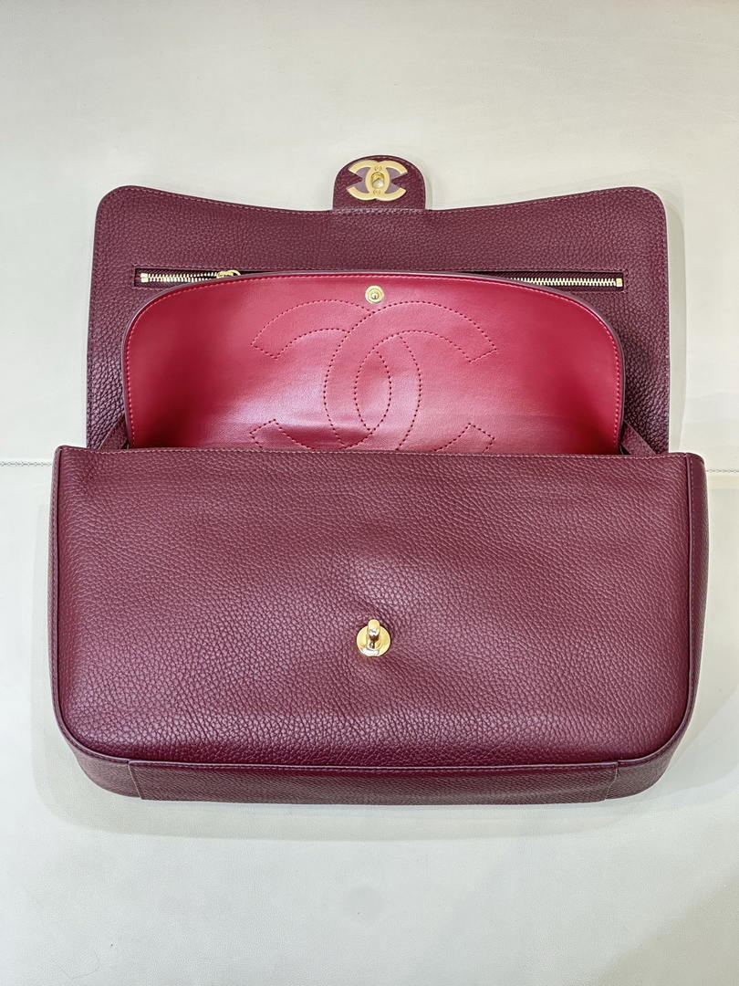 Chanel Maxi Flapbag Grained calfskin & gold-tone metal AS6231 Wine Red - Gold - View 15