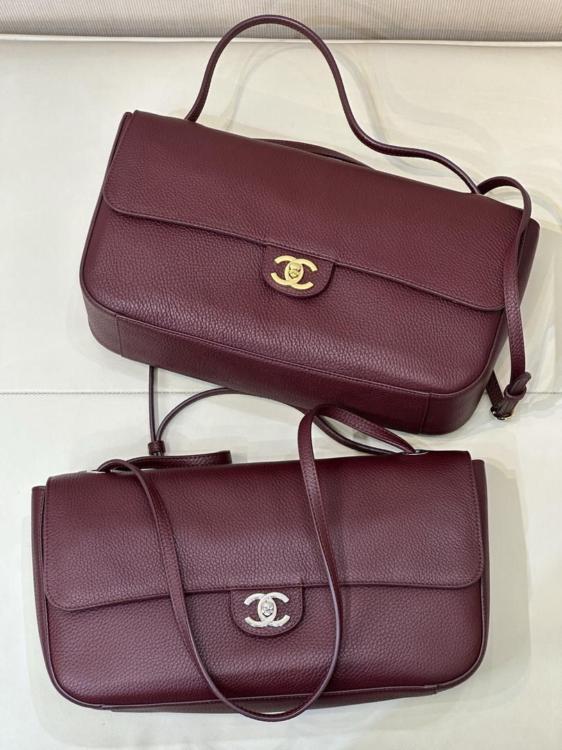 Chanel Maxi Flapbag Grained calfskin & gold-tone metal AS6231 Wine Red