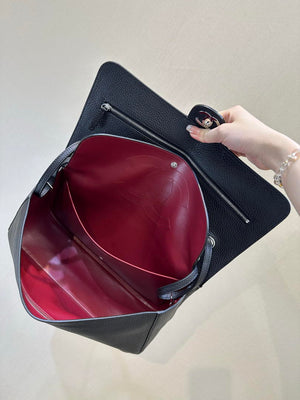 Chanel Maxi Flapbag Grained calfskin & gold-tone metal AS6231 Black - Gold - View 9