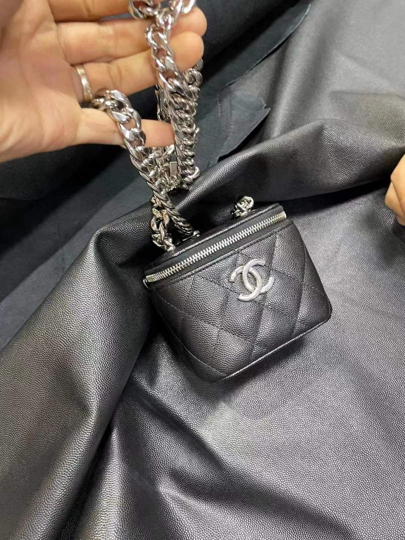 Chanel Small Vanity With Chain Bag Lambskin AP2198 Black Silvery - Default Title - View 1