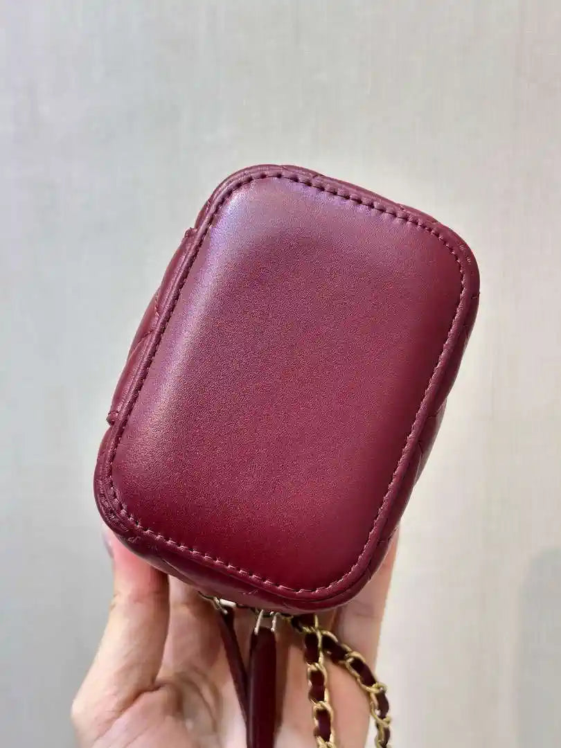 Chanel Small Vanity with Chain Shiny Calfskin Wine Red AP2292 Gold