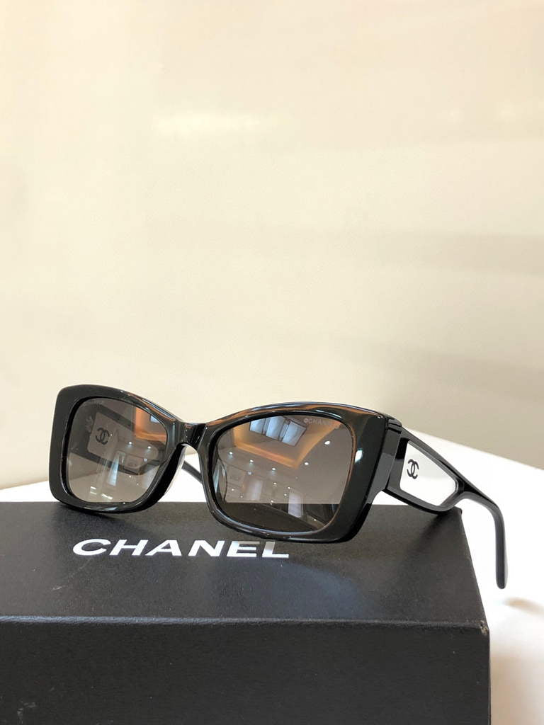Chanel Square Sunglasses Luxury Chanel Round Sport Fashion Show 992526