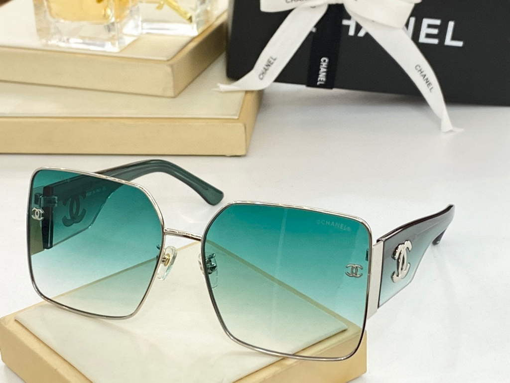 Chanel Cat Eye Sunglasses Luxury Chanel Shield Sport Fashion Show 993019